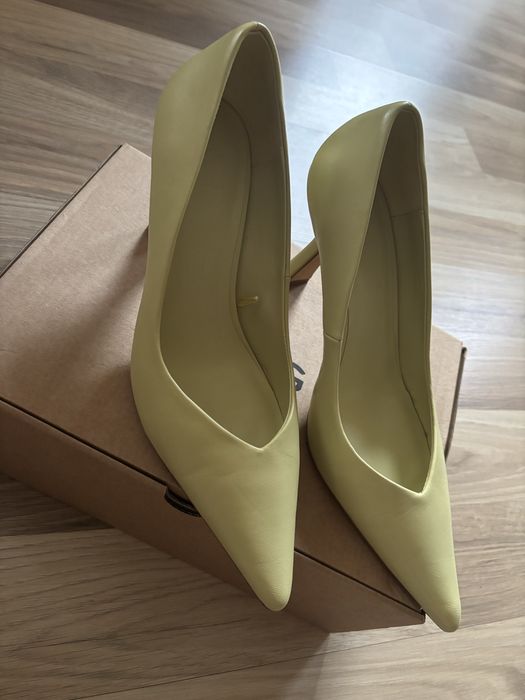 Кожени обувки Mango