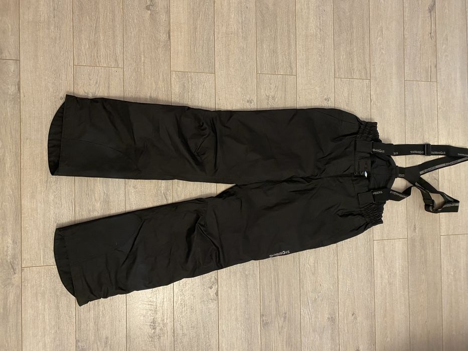 Pantaloni pentru schi sau snowboarding