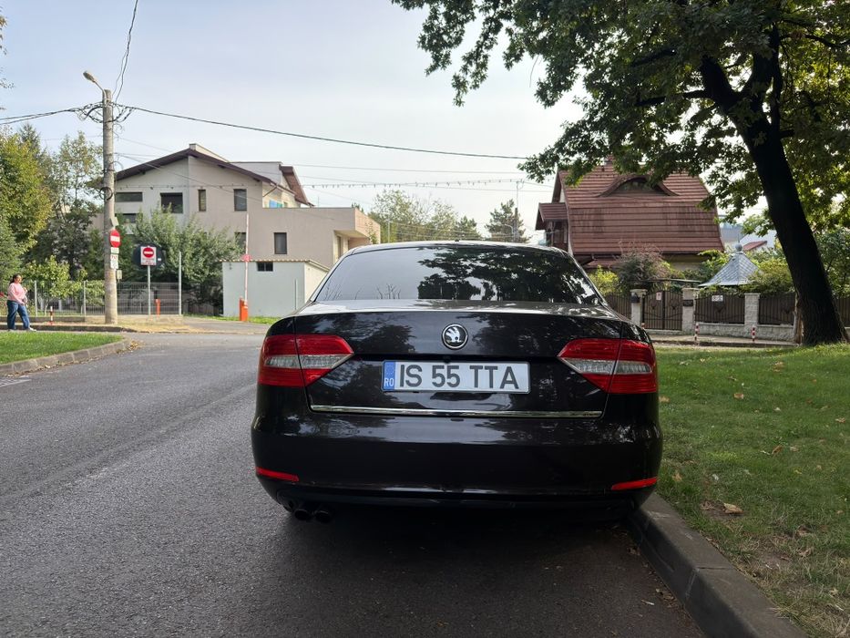 SKODA Superb 2013 — imagine 3