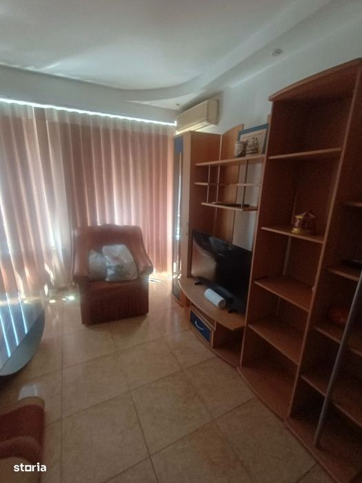 Apartament doua camere Romana