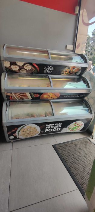 Фризерна витрина тройка