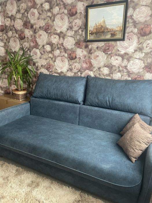 Продам диван б/у