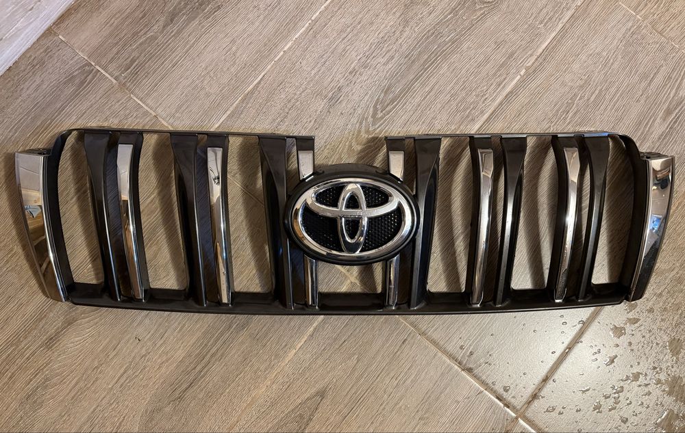 Решетка Радиатора PRADO 150