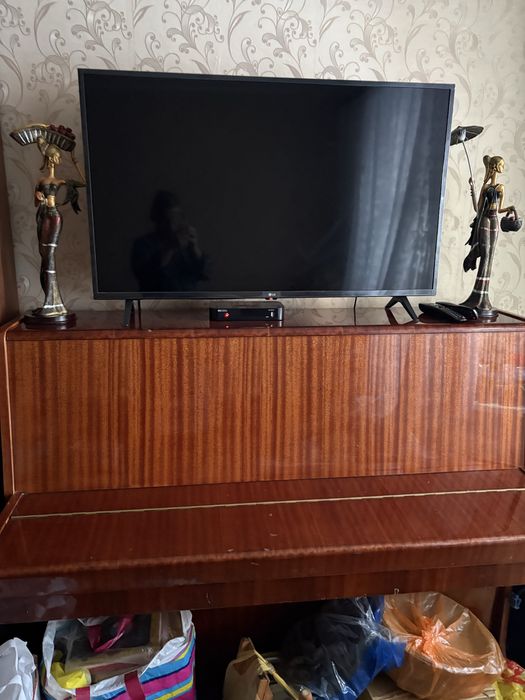 Продам пианино «Иверия»