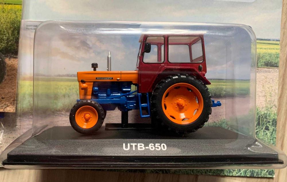 Macheta tractor UTB-650