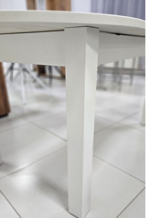 Продам стол кухонный