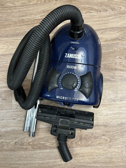 Пылесос zanussi