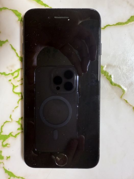 Айфон 7 , 32гб сатылады