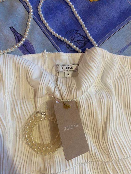 Официална бяла рокля