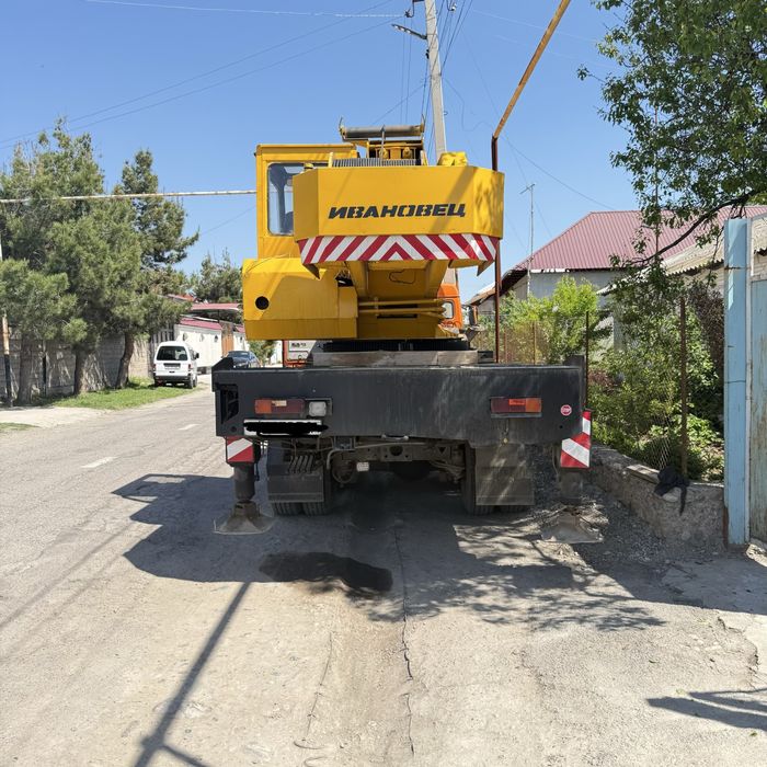 Автокран Ивановец