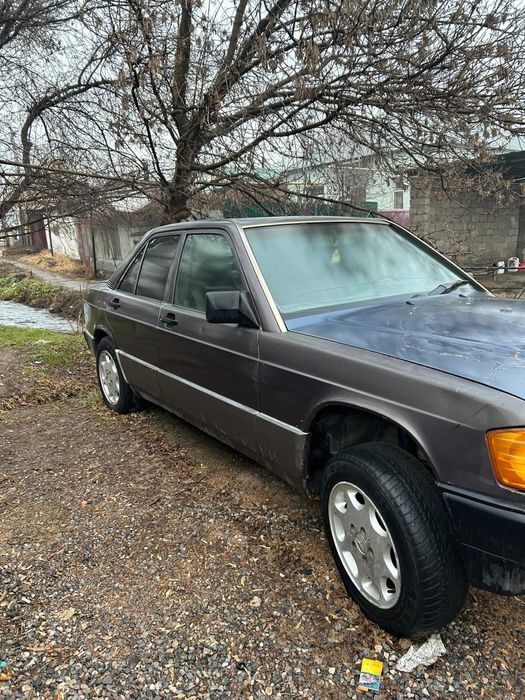 Мерседес 190  рестайлинг