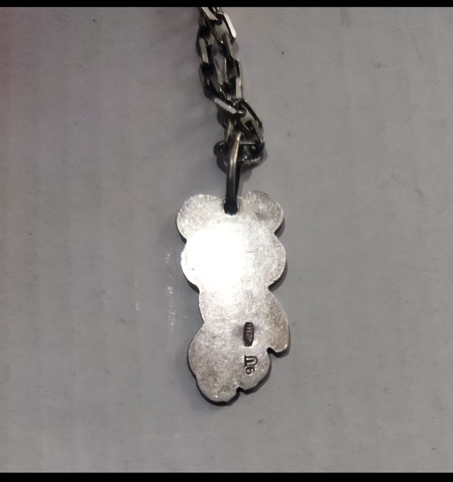 Продам серебряный кулон.