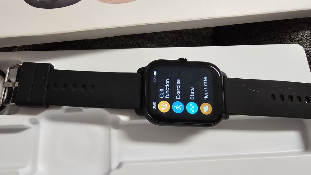 Смарт часовник/фитнес гривна