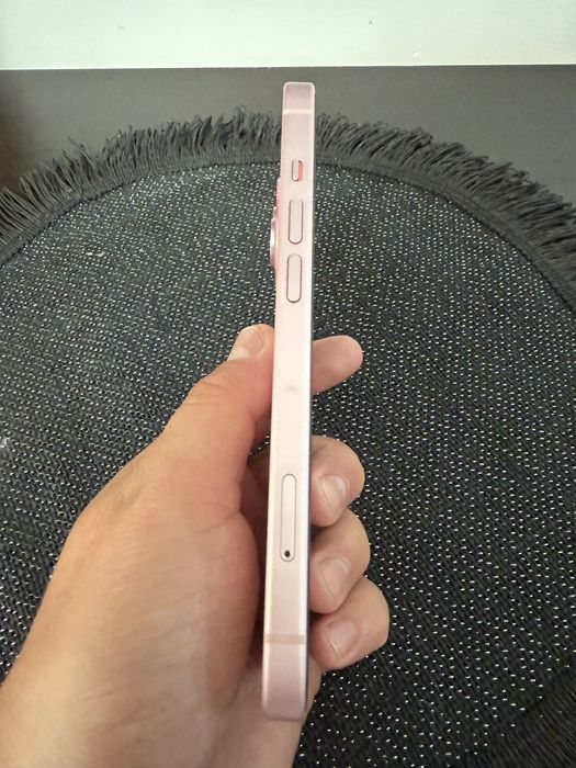 Iphone 15 impecabil