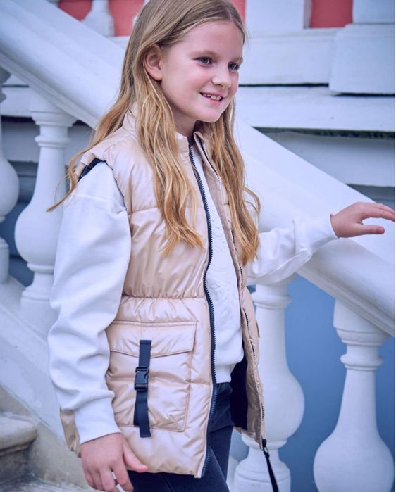 Жилет для девочки 140 см