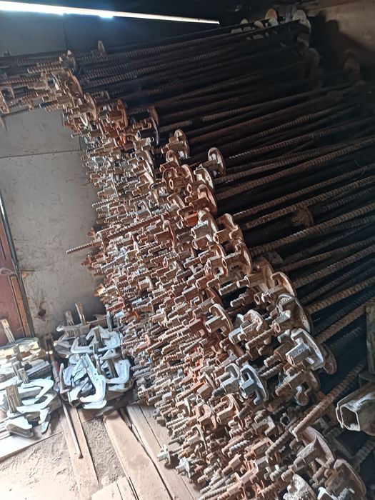 Замок Струбцина Флажок Все есть