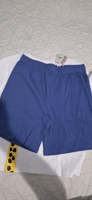 Комплект на 8-9 лет. По 3000тг