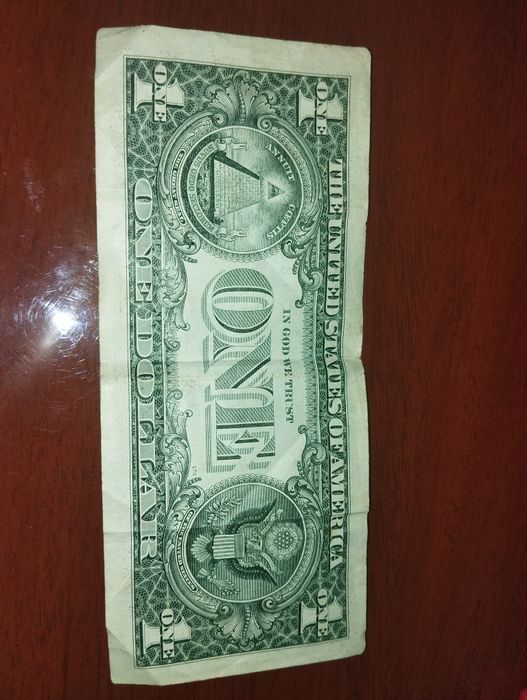 Доллар США 1999 года