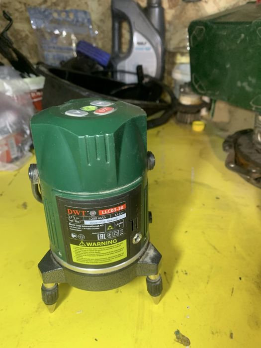 Лазерный уровень DWT LLC03-30