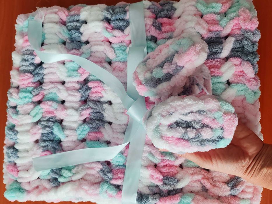 Бебешко одеало и терлички от Alize puffy