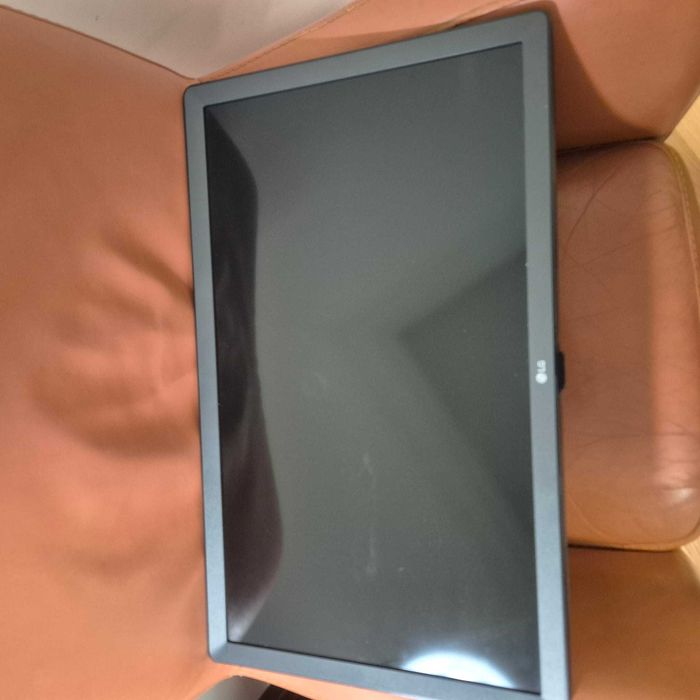 Vand TV Monitor LG diagonala 60 cm perfect pt bucatarie