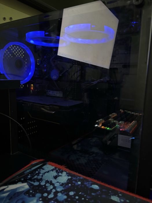 Calculator mousepad , mouse , tastatura , monitor , Toate incluse în preț