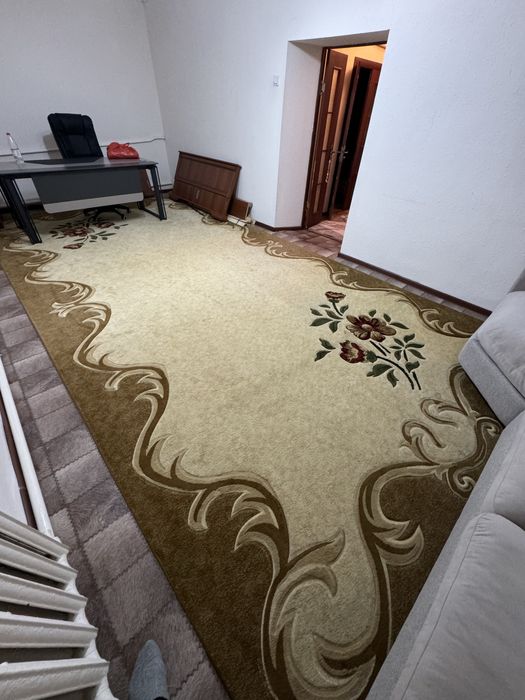 Продаётся ковёр ..