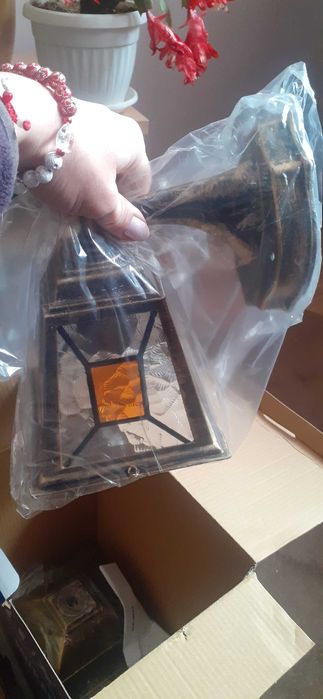 Продавам полюлей- лампа