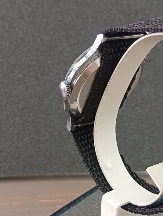 Руски ръчен механичен часовник ПОБЕДА