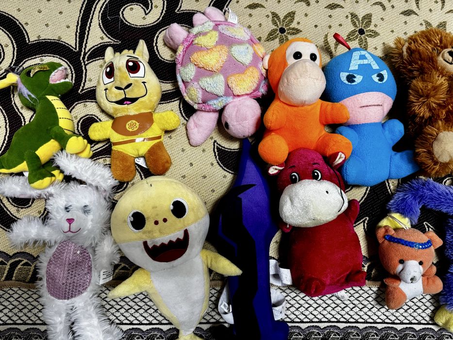 отдам мягкие игрушки