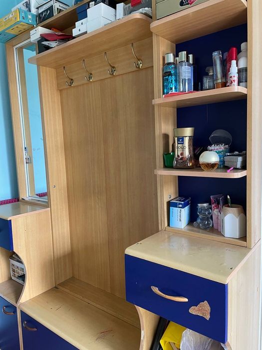 Срочно продам прихожую