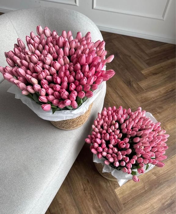 101 тюльпан в корзине 75000