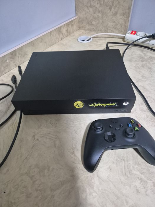 Продам xbox one x