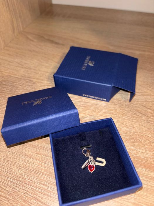 Pandantiv Swarovski original nou i love you