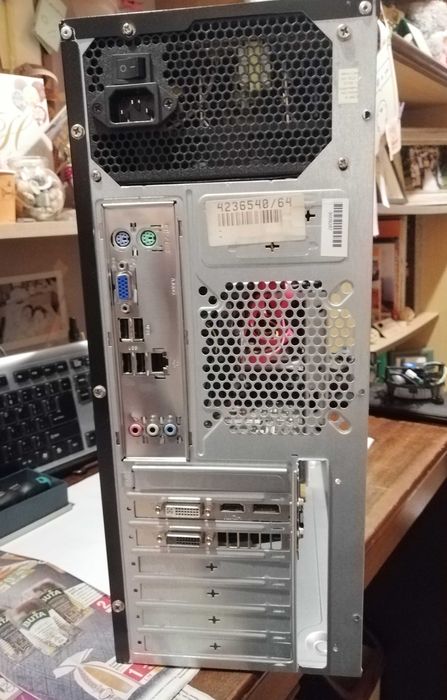 Настолен Компютър с Гаранция . Проектиране, Графика, Игри