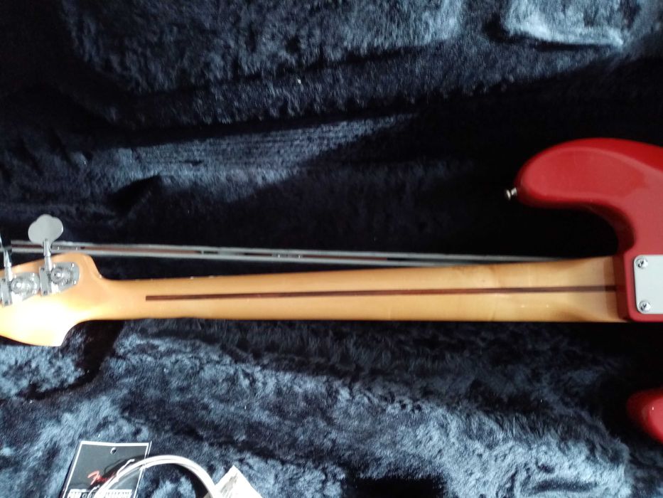 Sunn Mustang P bass by FenderMIC 1991 г. Бас китара, case Fender 1970