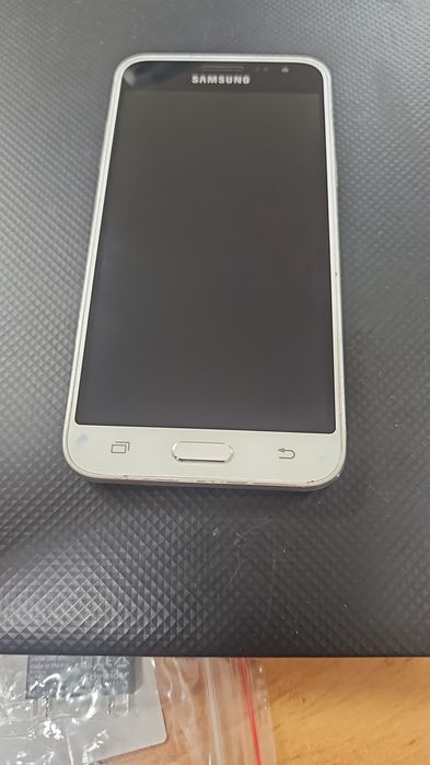 Samsung Galaxy j3 2016