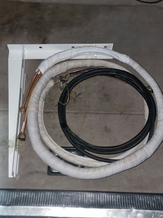 Продам  Кондиционер на 27кв/м