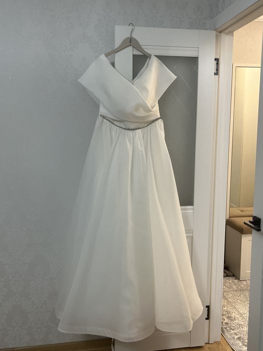 Продаю свадебное платье от Helena Nabokina