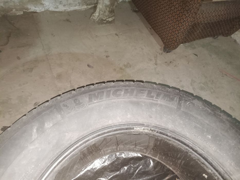 Продам зимнюю резину