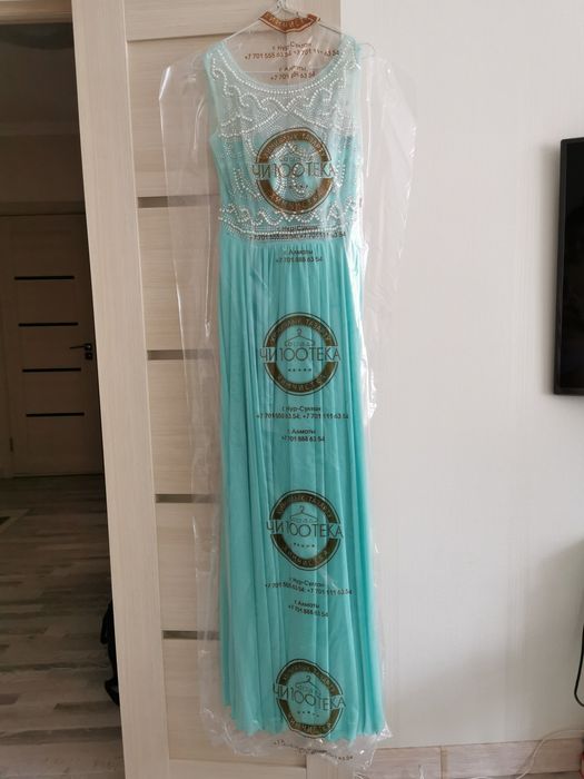 Вечернее платье б/у в отличном состоянии