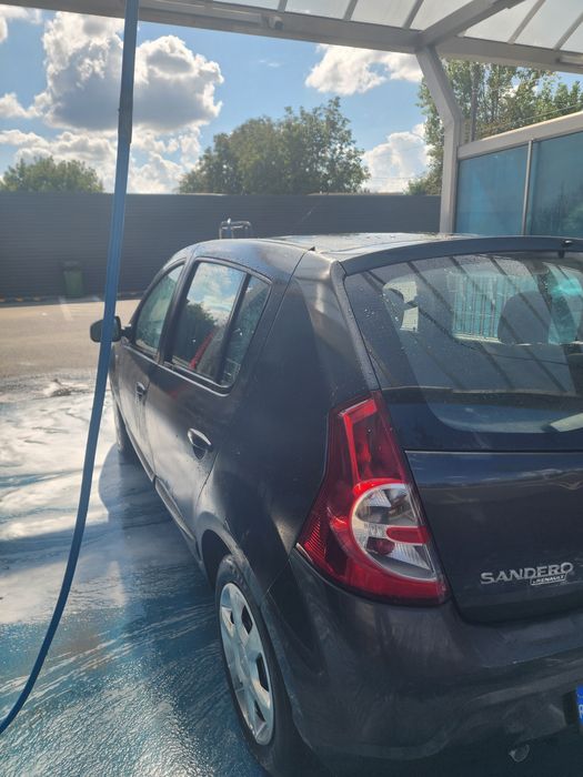 Sandero 1,4 benzine si gpl an 2009