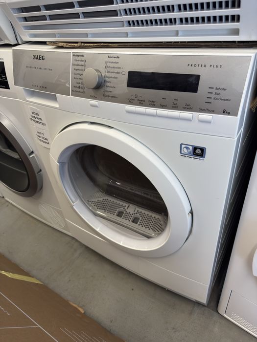 Uscător rufe cu pompă de căldură Lavatherm AEG T76785IH4