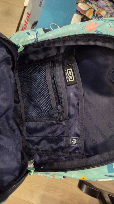 Продавам ученическа раница CoolPack