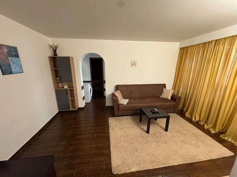 Inchiriez apartament 2 camere in Tomis 2
