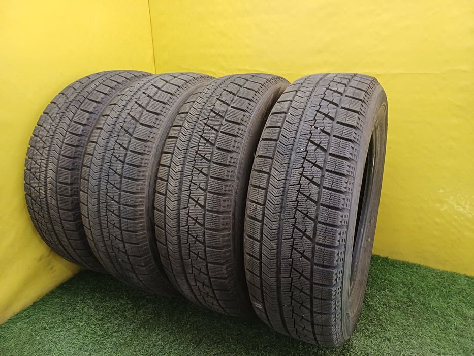 Шины 215 60 R17 BRIDGESTONE комплект