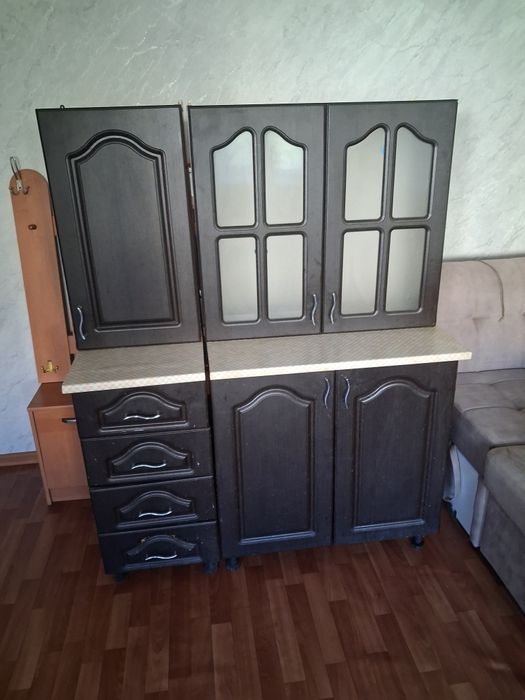 Продам мебель гарнитур