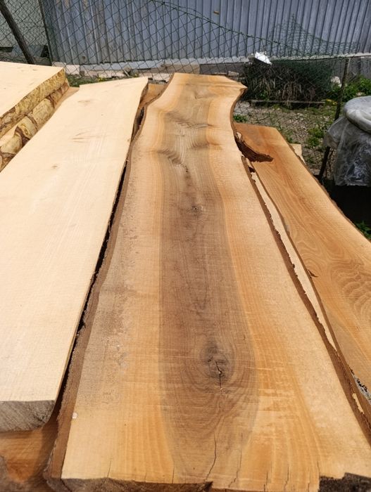 Vând cherestea de nuc