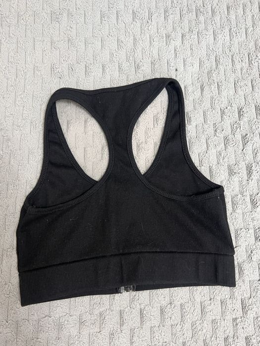 Топ спортивный женский