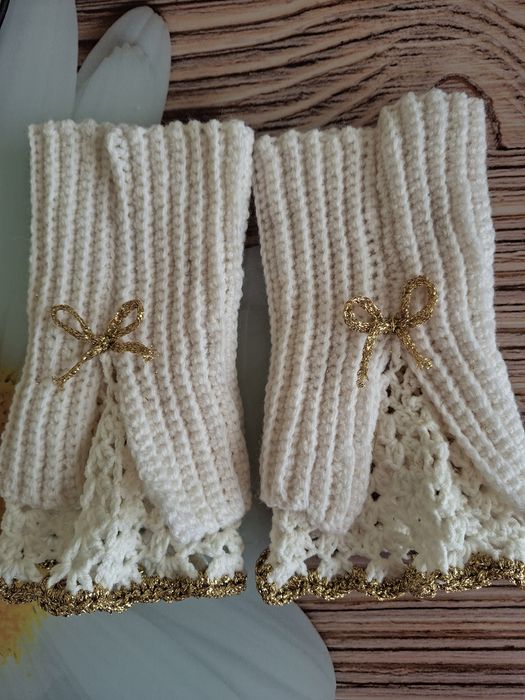 Елегантни ръкавици без пръсти с дантела